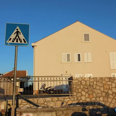Talir Apartament *