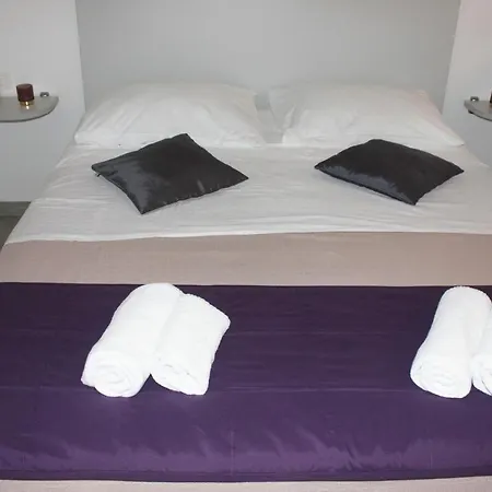 Talir Apartament *