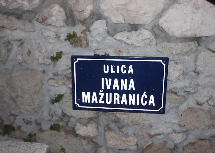 Talir דוברובניק